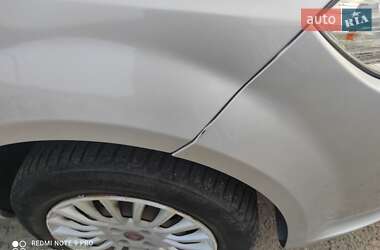 Седан Fiat Linea 2013 в 