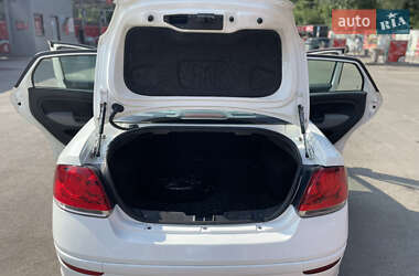 Седан Fiat Linea 2013 в 