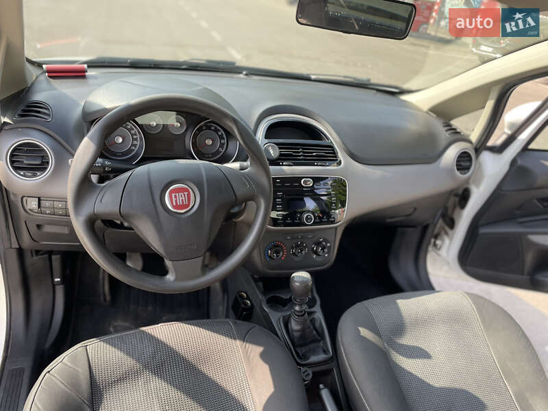Седан Fiat Linea 2013 в Киеве