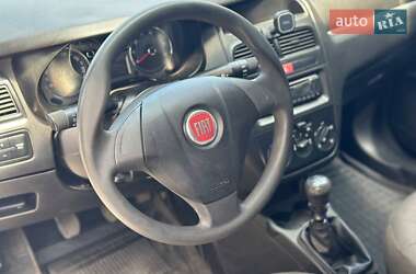 Седан Fiat Linea 2012 в 