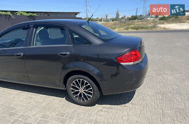 Седан Fiat Linea 2009 в 