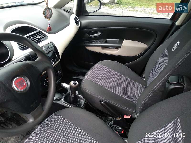 Седан Fiat Linea 2013 в Днепре фото 24 Седан Fiat Linea 2013 в Днепре