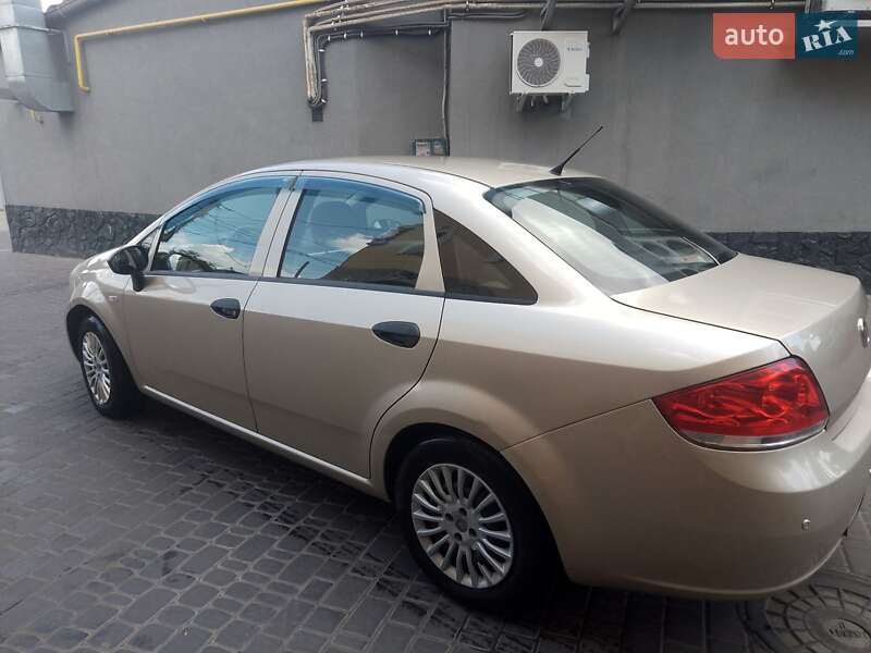 Fiat Linea 2012