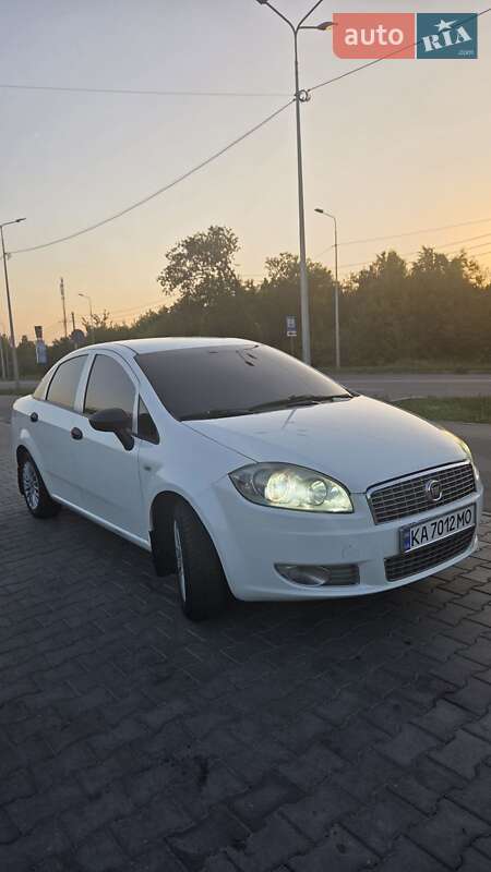 Fiat Linea 2012