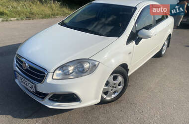 Fiat Linea 2015
