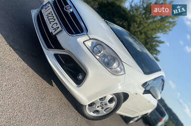 Седан Fiat Linea 2015 в 
