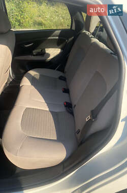 Седан Fiat Linea 2015 в 