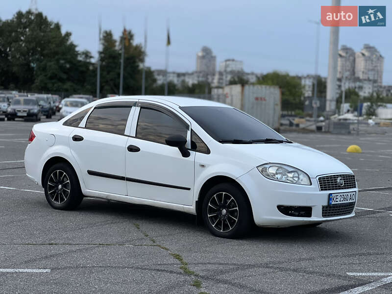 Седан Fiat Linea 2009 в Києві