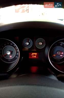Седан Fiat Linea 2013 в 