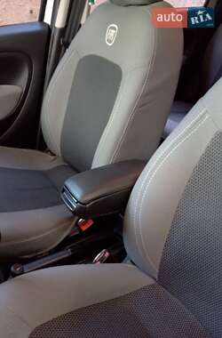 Седан Fiat Linea 2013 в 