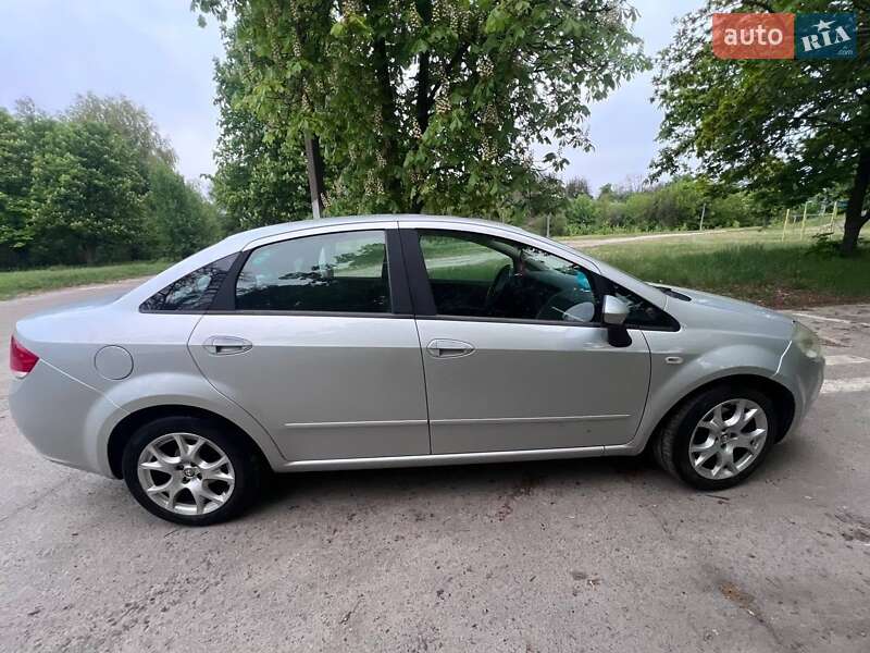 Седан Fiat Linea 2007 в Звенигородке