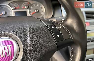 Седан Fiat Linea 2009 в 