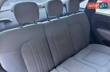 Седан Fiat Linea 2009 в 