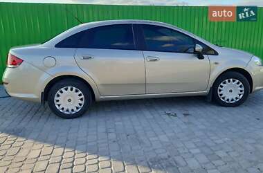 Седан Fiat Linea 2013 в 