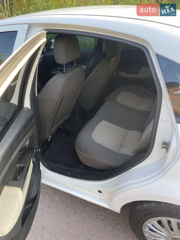 Седан Fiat Linea 2007 в Киеве