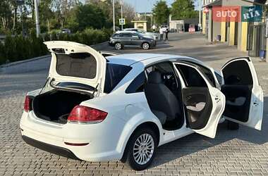 Седан Fiat Linea 2015 в 
