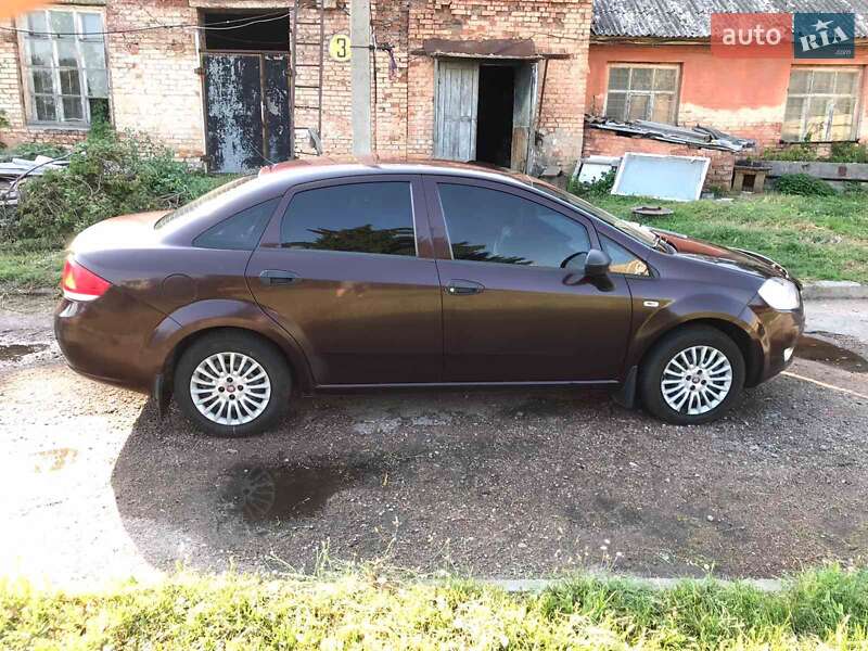 Седан Fiat Linea 2012 в Прилуках