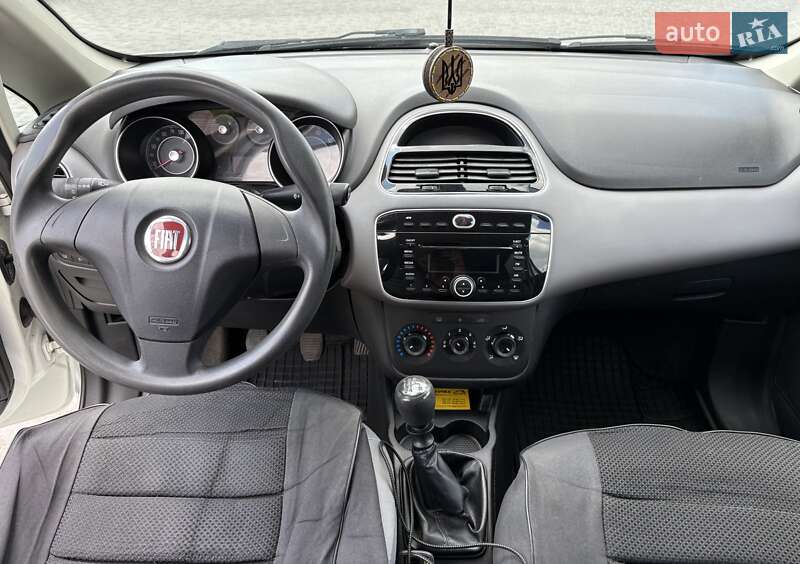 Седан Fiat Linea 2013 в Кропивницком фото 21 Седан Fiat Linea 2013 в Кропивницком