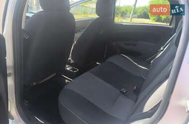 Седан Fiat Linea 2012 в 