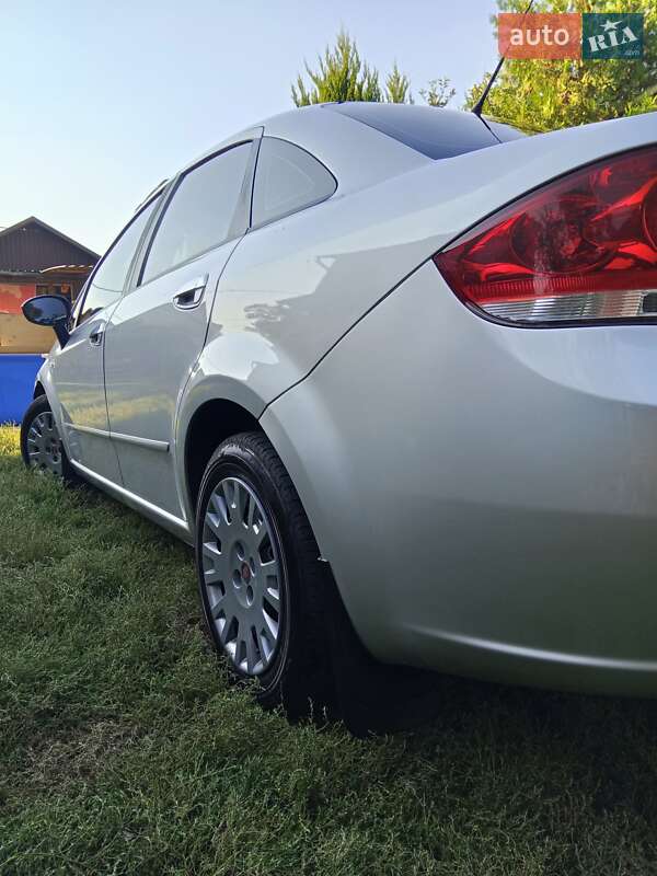 Седан Fiat Linea 2012 в Днепре