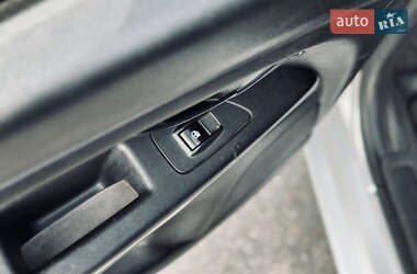 Седан Fiat Linea 2015 в 