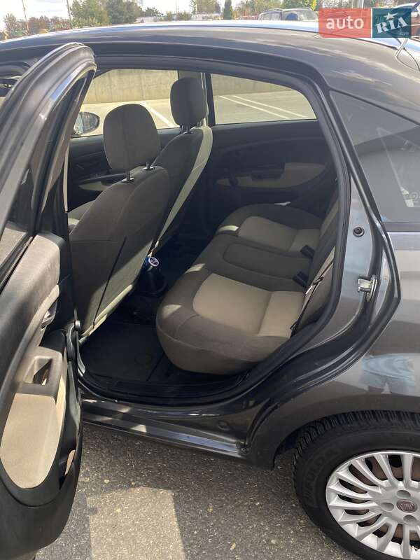 Седан Fiat Linea 2010 в Измаиле фото 16 Седан Fiat Linea 2010 в Измаиле