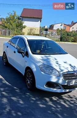 Седан Fiat Linea 2012 в Буче