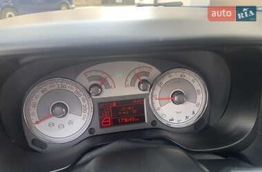Седан Fiat Linea 2009 в 