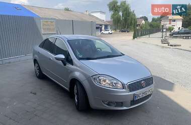 Седан Fiat Linea 2009 в 
