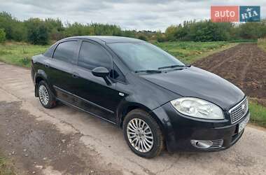 Седан Fiat Linea 2010 в 
