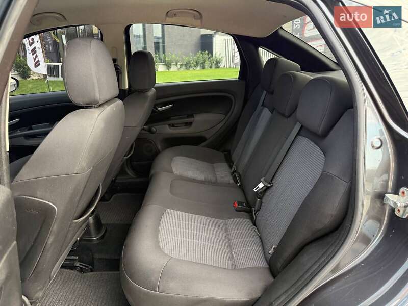 Седан Fiat Linea 2008 в Ужгороді