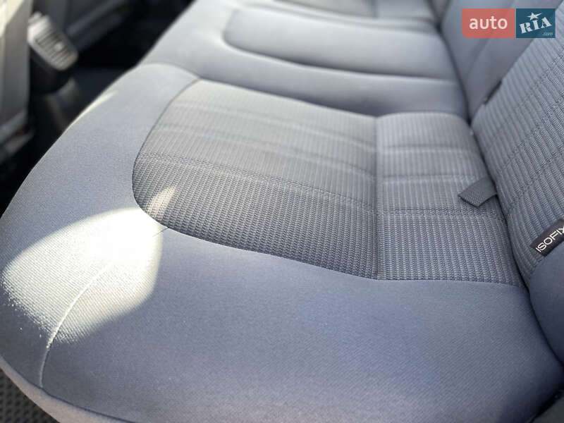 Седан Fiat Linea 2009 в Києві фото 26 Седан Fiat Linea 2009 в Києві