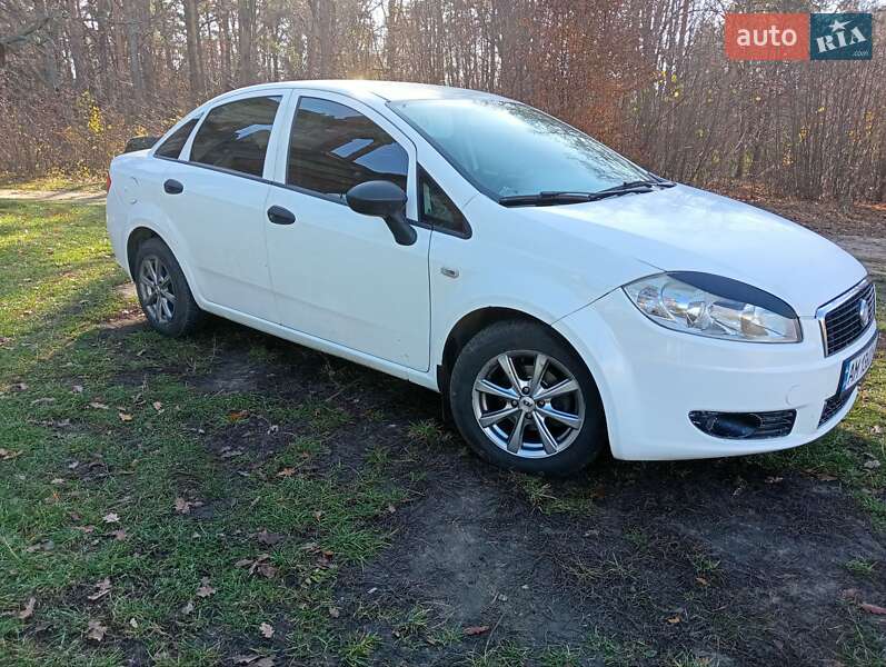 Седан Fiat Linea 2011 в Житомире