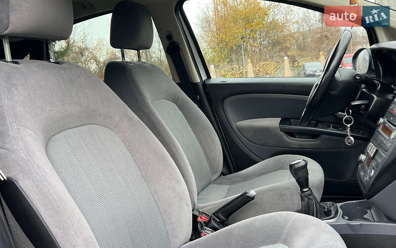 Седан Fiat Linea 2009 в Львові фото 17 Седан Fiat Linea 2009 в Львові