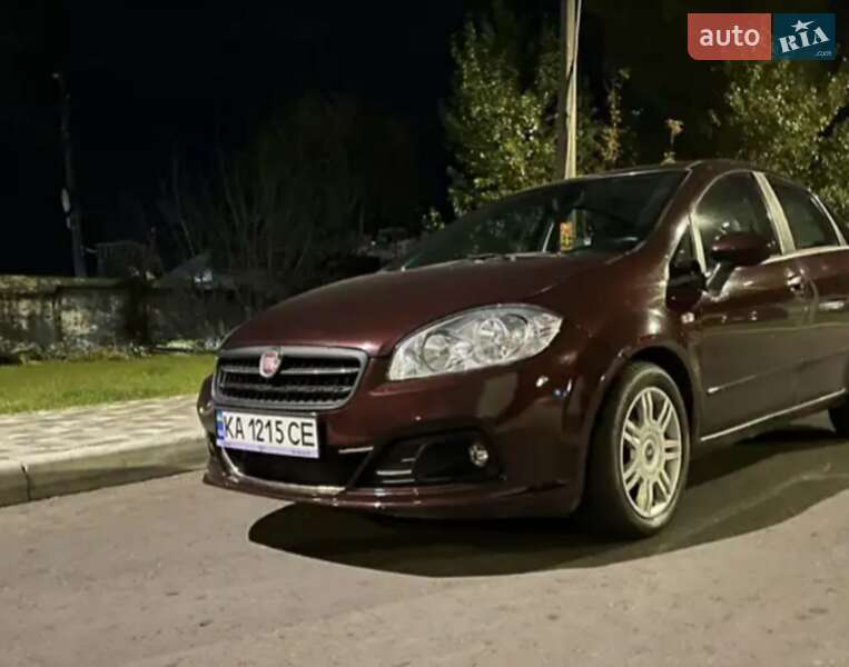 Седан Fiat Linea 2013 в Ірпені