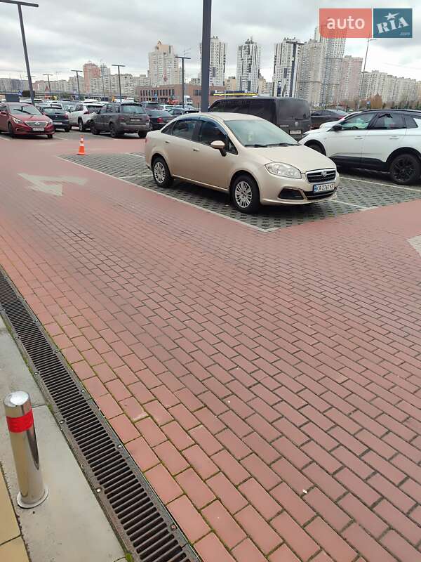 Седан Fiat Linea 2014 в Киеве
