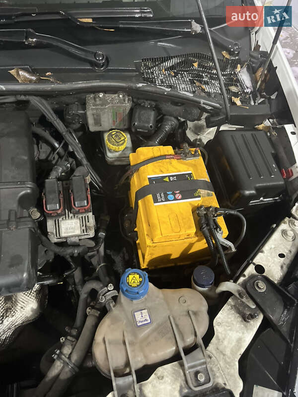 Седан Fiat Linea 2013 в Киеве фото 27 Седан Fiat Linea 2013 в Киеве