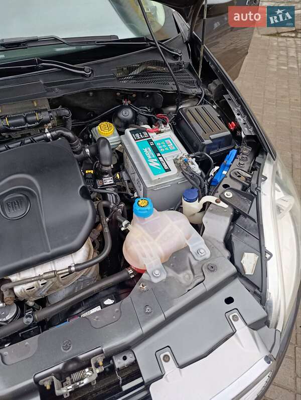 Седан Fiat Linea 2009 в Хмельнике