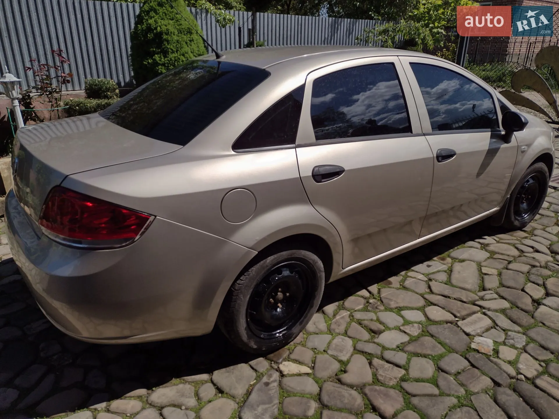 2012 Fiat Linea - мініатюра 11