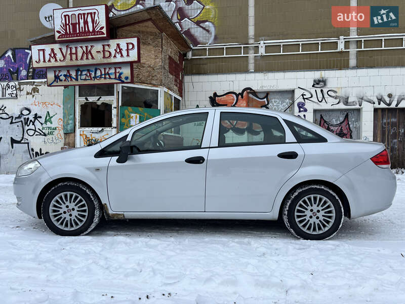 Седан Fiat Linea 2012 в Киеве