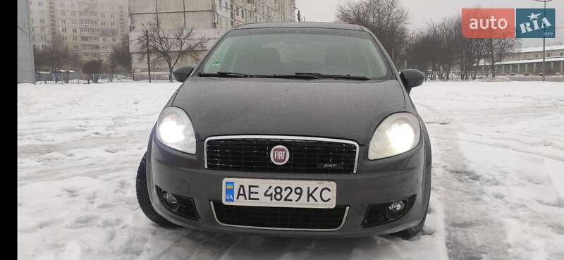 Седан Fiat Linea 2009 в Харькове
