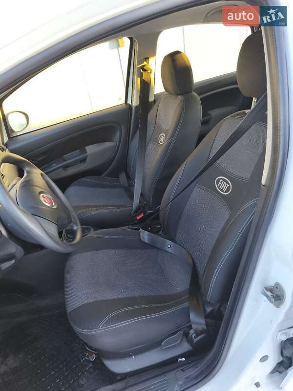 Седан Fiat Linea 2012 в Киеве