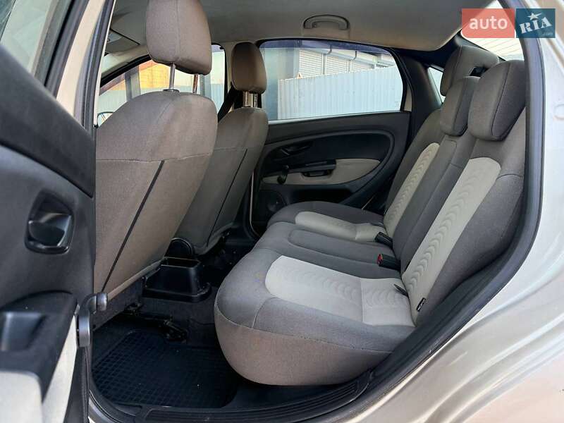 Седан Fiat Linea 2007 в Киеве