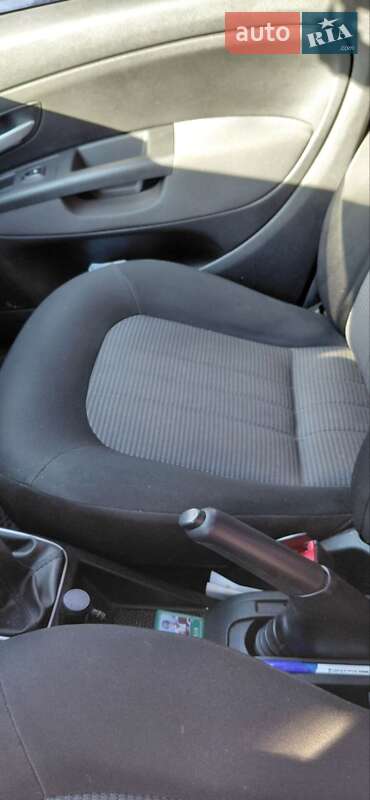 Седан Fiat Linea 2007 в Рогатині