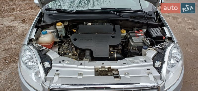 Седан Fiat Linea 2012 в Кропивницькому