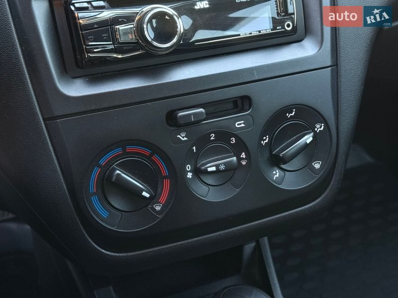 Седан Fiat Linea 2012 в Харькове фото 21 Седан Fiat Linea 2012 в Харькове