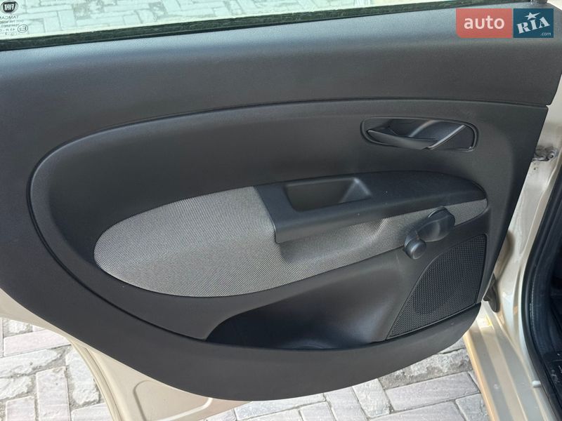 Седан Fiat Linea 2012 в Харькове фото 26 Седан Fiat Linea 2012 в Харькове