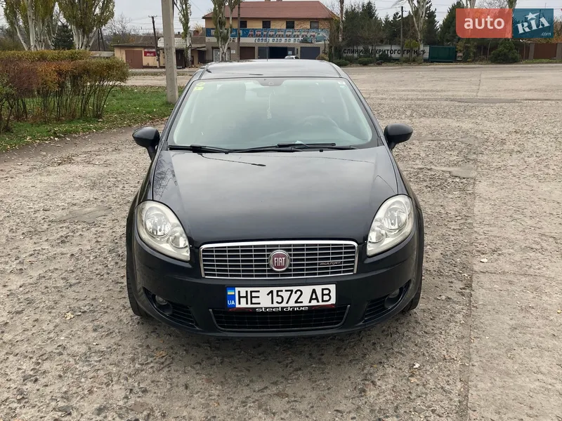 Fiat Linea 2012