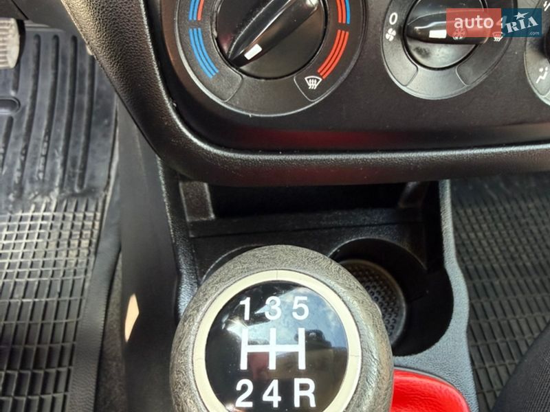 Седан Fiat Linea 2010 в Кропивницком фото 20 Седан Fiat Linea 2010 в Кропивницком