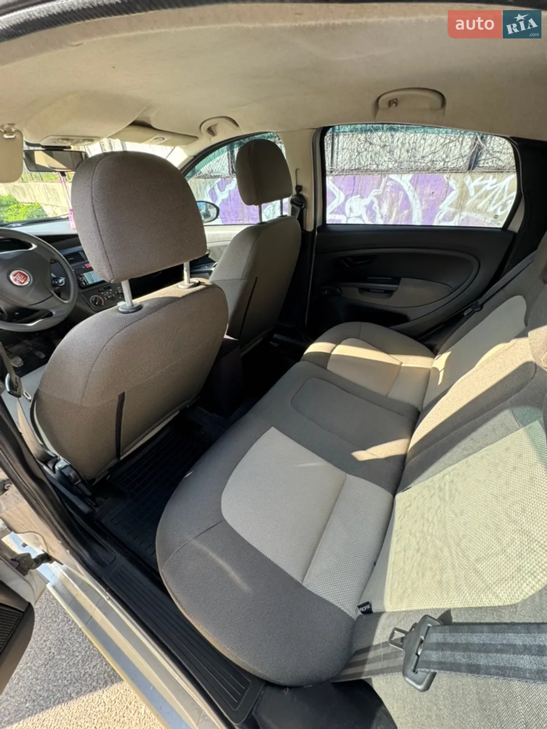2012 Fiat Linea - мініатюра 11